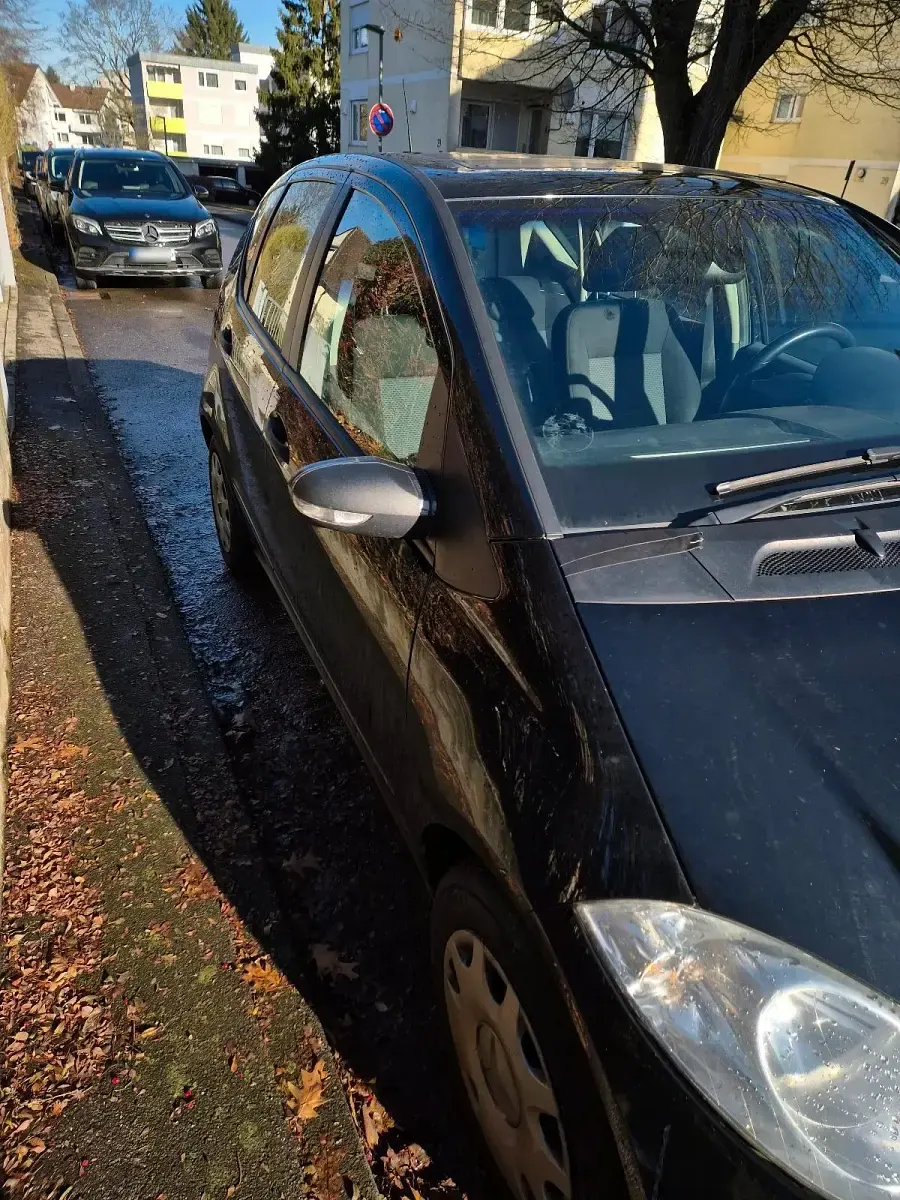 Gebraucht Mercedes A180 109 PS (80 kW) 2008 Schwarz Limousine