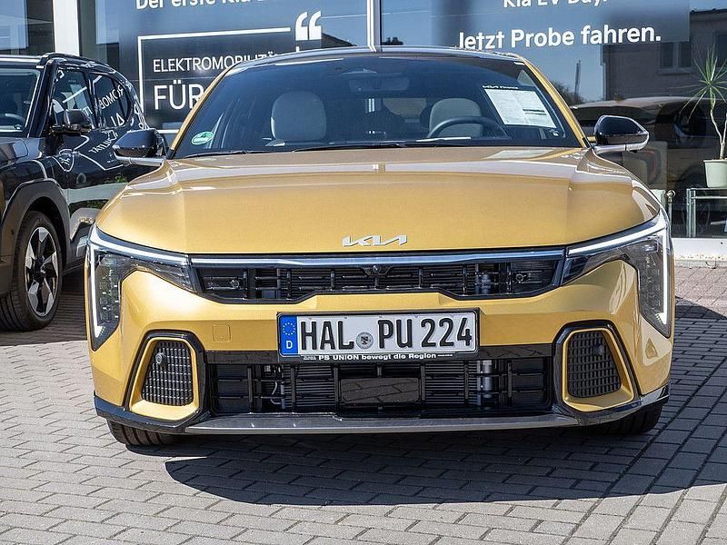Neu Kia K4 GT-Line 179 PS (131 kW) 2026 Gelb Limousine