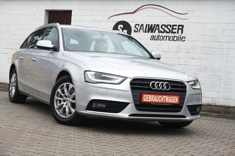 Silber Gebraucht 2012 Audi A4 Attraction Kombi | 7.990 € (Guter Preis) - Bild 1/4