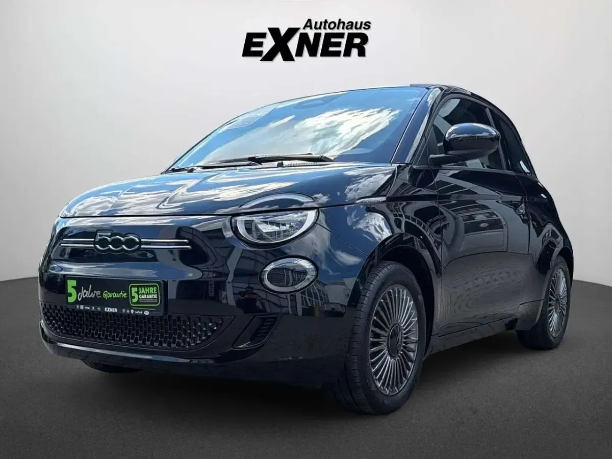 Second-hand Fiat 500e Icon 86 kW (118 CP) 2023 Negru Hatchback