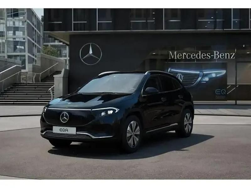 Gebraucht Mercedes EQA250+ Progressive 139 kW (190 PS) 2025 Schwarz metalliclack kosmossch SUV