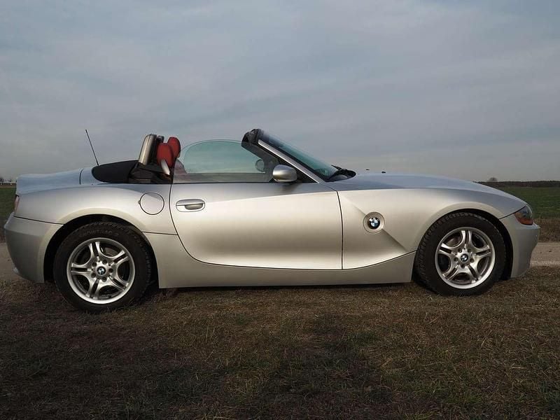 Gebraucht BMW Z4 192 PS (141 kW) 2005 Silber Cabrio