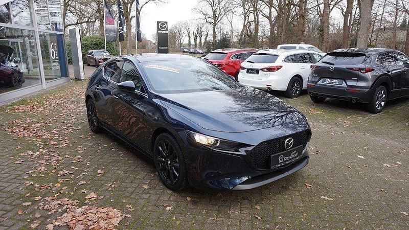 Neu Mazda 3 140 PS (102 kW) 2025 Deep crystal blue Limousine