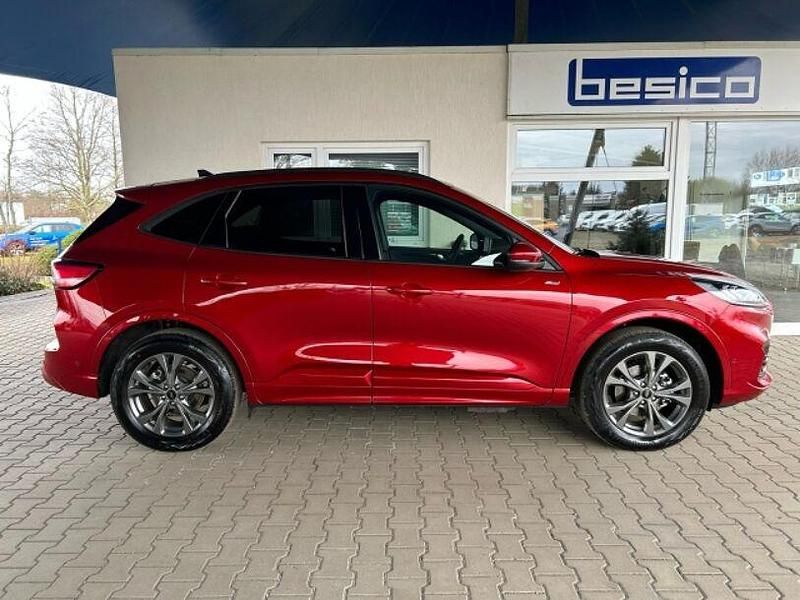 Gebraucht Ford Kuga ST-Line X 224 PS (164 kW) 2024 Lucidrot metallic SUV
