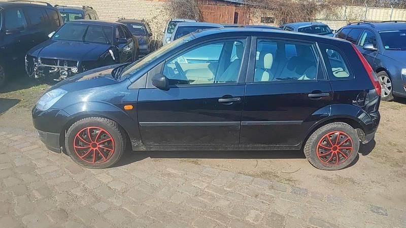Gebraucht Ford Fiesta 69 PS (50 kW) 2002 Schwarz Kleinwagen