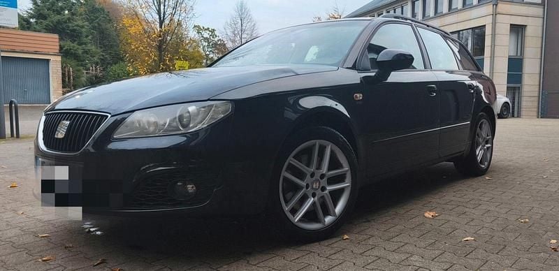Schwarz Gebraucht 2011 Seat Exeo Kombi | 2.600 € (Fairer Preis) - Bild 1/4