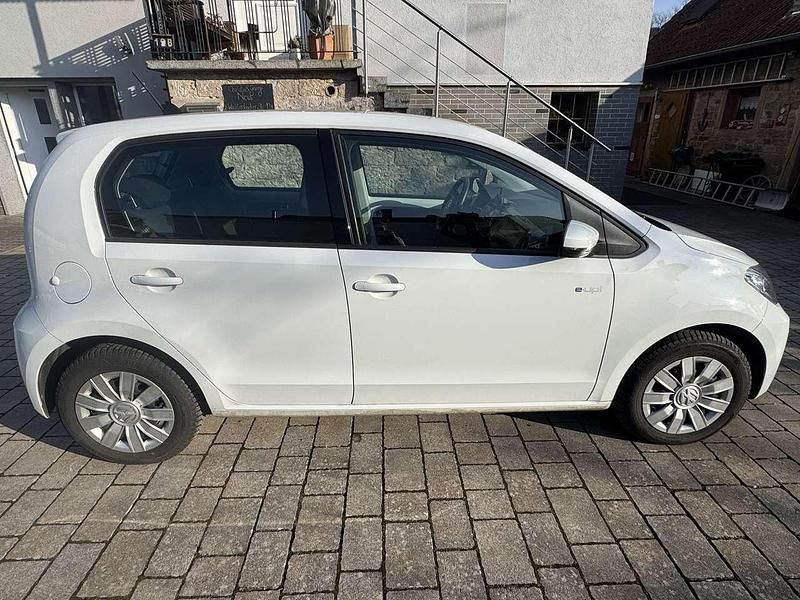 Second-hand VW e-up! 61 kW (83 CP) 2020 Alb Hatchback