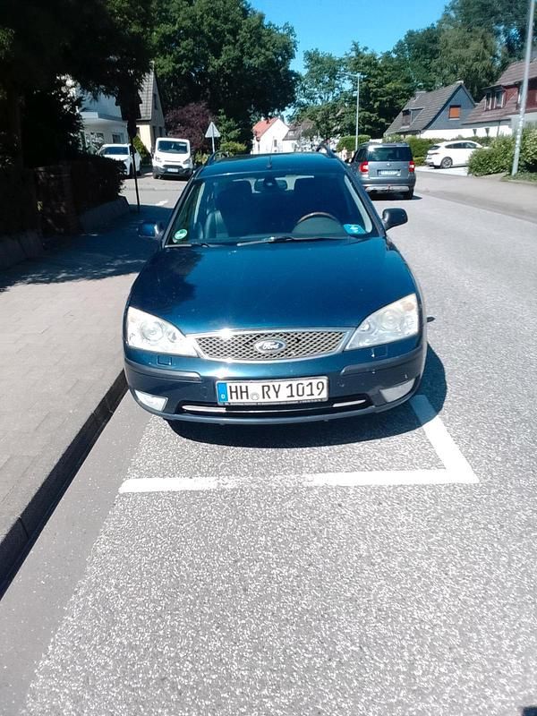 Blau Gebraucht 2004 Ford Mondeo Kombi | 400 € (Superpreis) - Bild 1/4