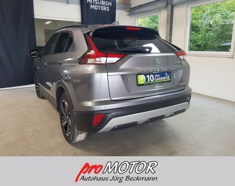 Gebraucht Mitsubishi Eclipse Cross Plus 188 PS (138 kW) 2022 Grau SUV