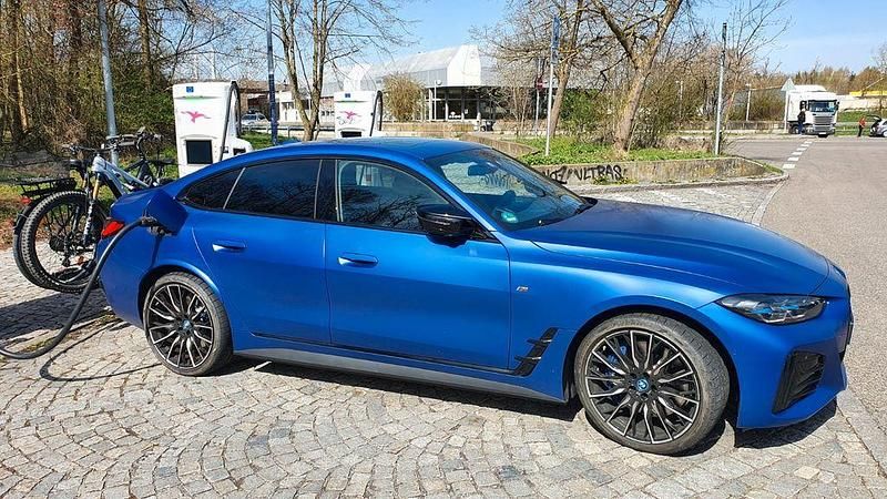 Gebraucht BMW i4 Performance 400 kW (544 PS) 2022 Blau Limousine
