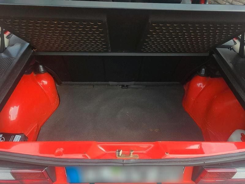 Gebraucht VW Golf I 50 PS (36 kW) 1982 Rot Kleinwagen