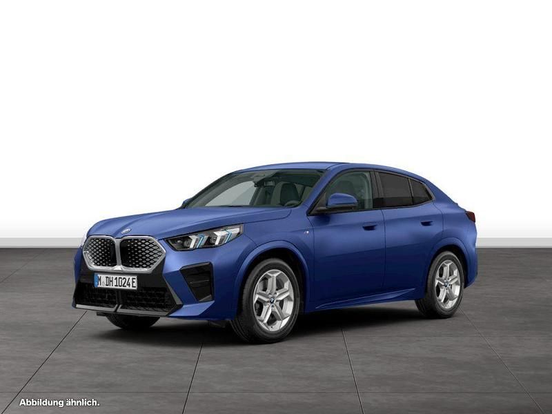 Bmw individual frozen portimao blau metallic Gebraucht 2024 BMW iX2 Comfort Edition SUV | 56.814 € (Guter Preis) - Bild 1/4