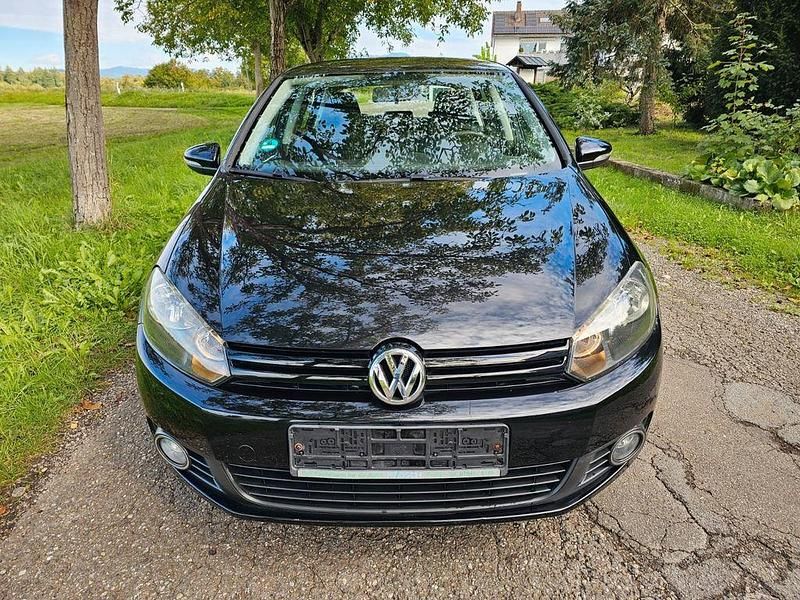 Schwarz Gebraucht 2009 VW Golf VI Trendline Limousine | 5.500 € (Etwas zu teuer) - Bild 1/4