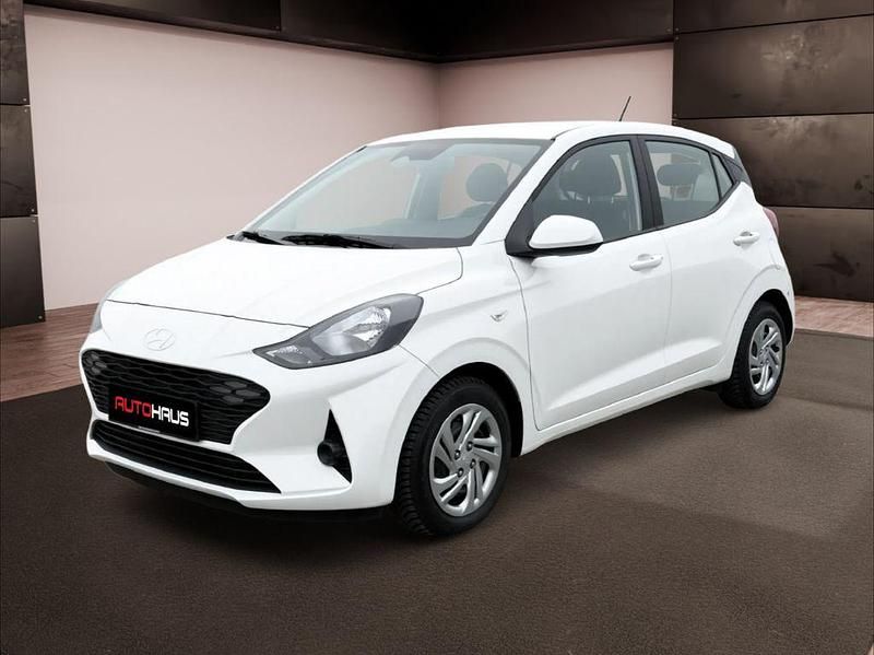 Gebraucht Hyundai i10 Select 67 PS (49 kW) 2024 Weiß Kleinwagen
