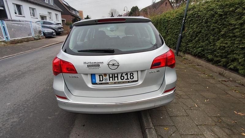 Gebraucht Opel Astra 110 PS (80 kW) 2016 Silber Kombi