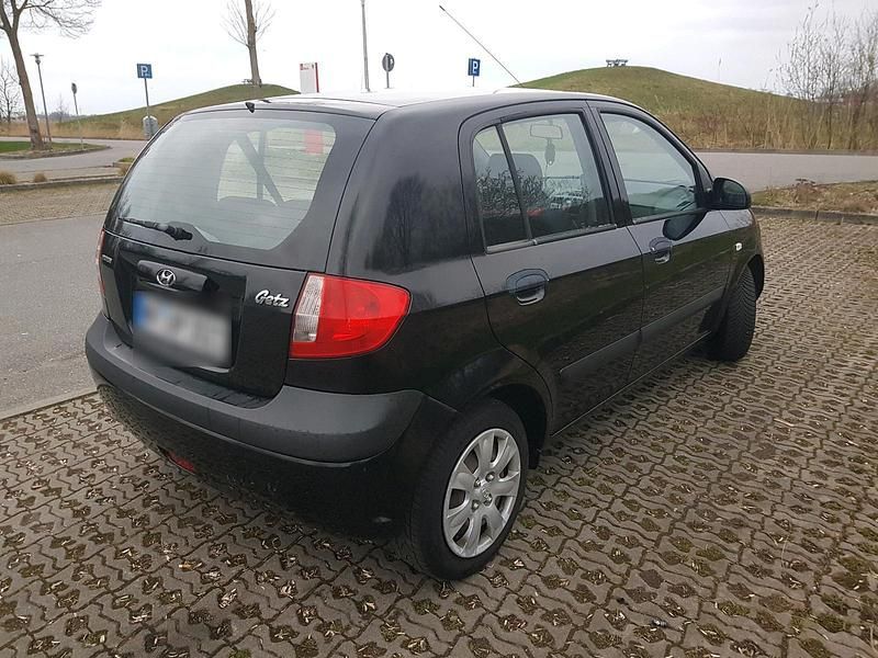 Gebraucht Hyundai Getz 67 PS (49 kW) 2008 Schwarz Kleinwagen