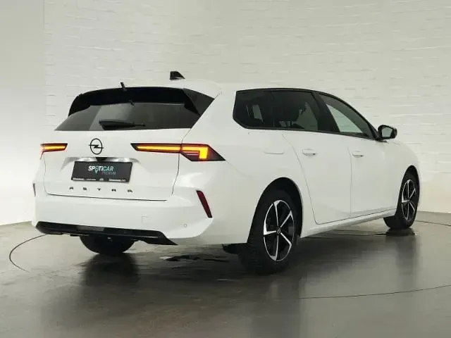 Gebraucht Opel Astra 131 PS (96 kW) 2024 Weiss Kombi