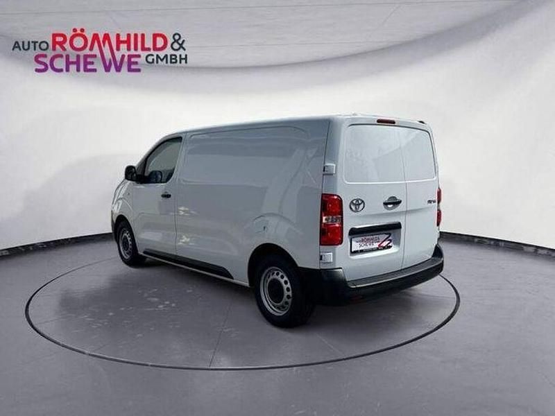 Gebraucht Toyota Proace 144 PS (105 kW) 2024 Ice white Van / Kleinbus