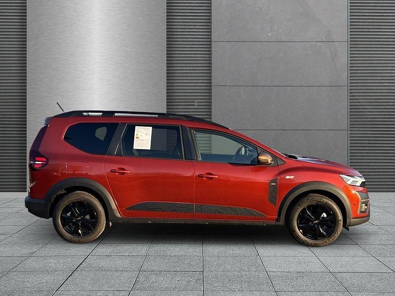 Nowe Dacia Jogger Extreme 2025 Brązowy Minivan