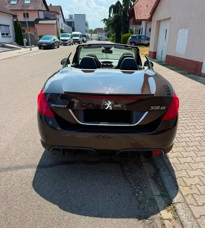 Gebraucht Peugeot 308 CC Premium 156 PS (114 kW) 2011 Braun Cabrio