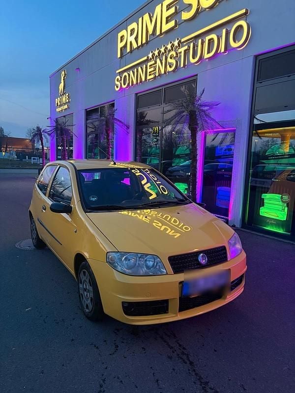 Gelb Gebraucht 2003 Fiat Punto Coupé | 1.100 € (Guter Preis) - Bild 1/4