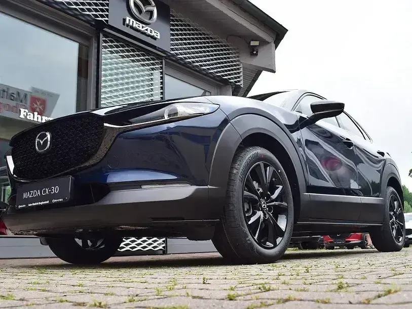 Neu Mazda CX-30 Nagisa 140 PS (102 kW) 2026 Blau SUV