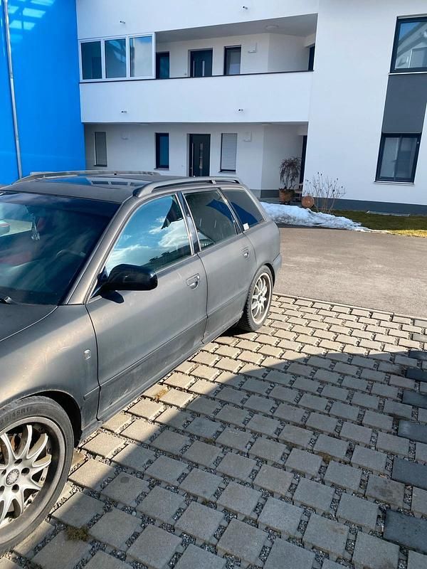 Gebraucht Audi A4 150 PS (110 kW) 1998 Schwarz Kombi