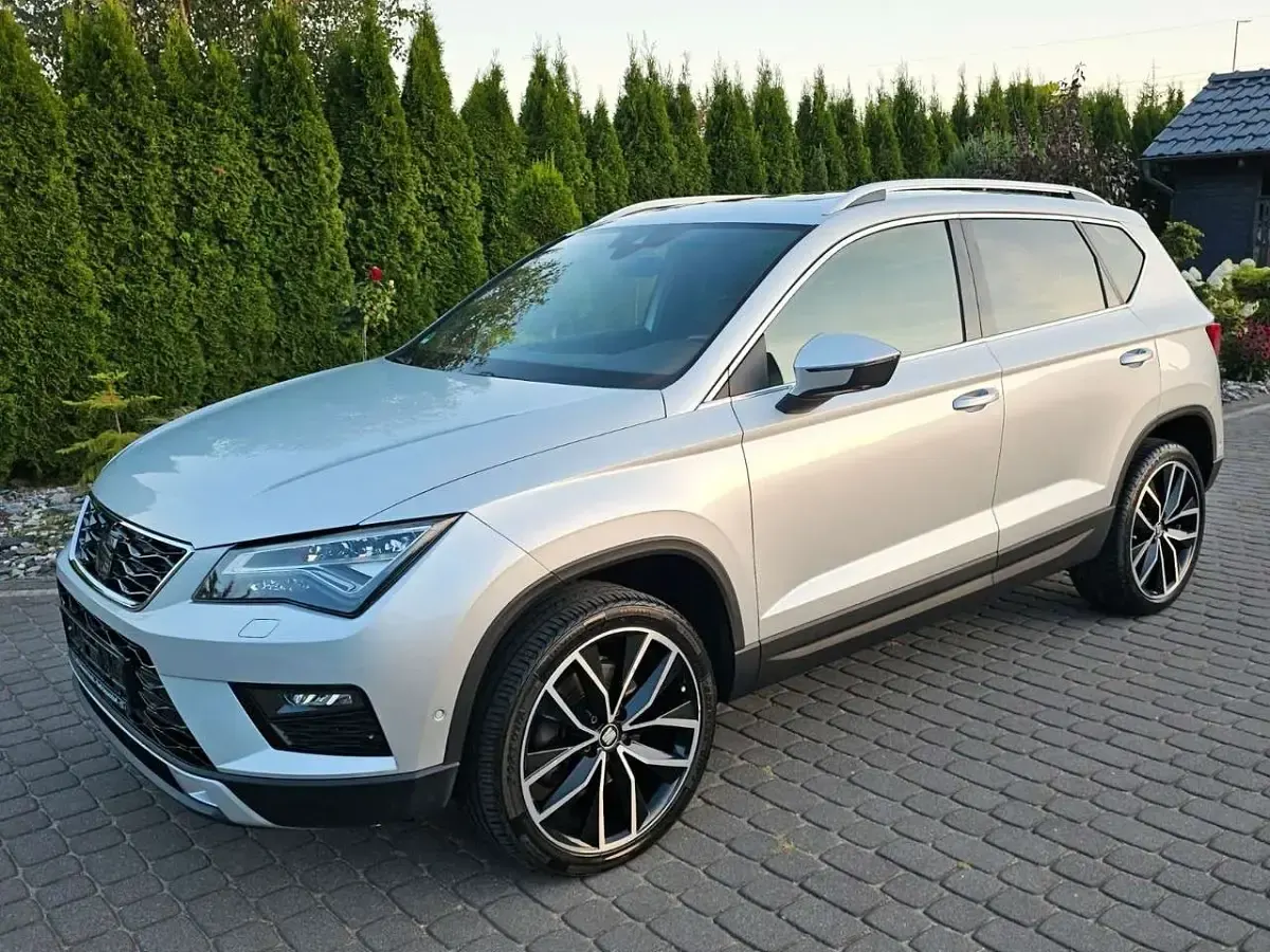 Używany Seat Ateca XCELLENCE 150 KM (110 kW) 2019 Srebrny SUV
