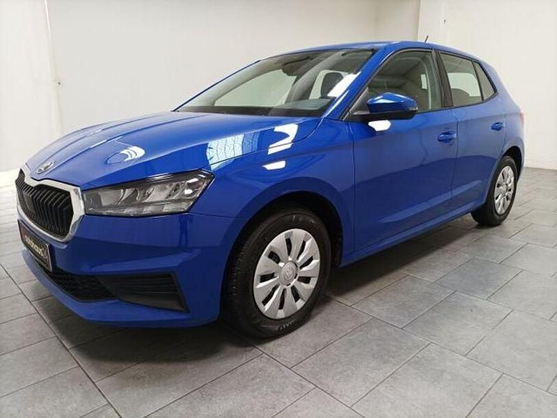 Gebraucht Skoda Fabia Active 80 PS (58 kW) 2024 Blau Kleinwagen