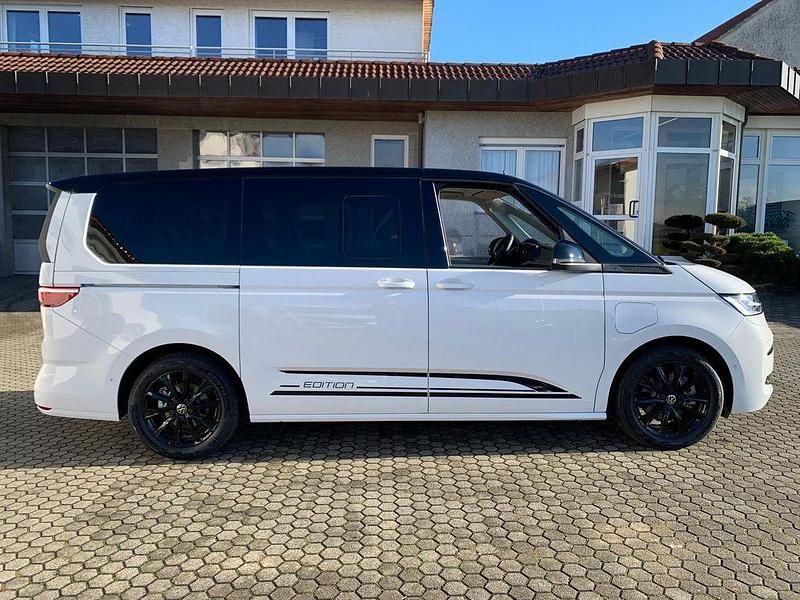 Neu VW Multivan Edition 177 PS (130 kW) 2025 Candy weiss Van