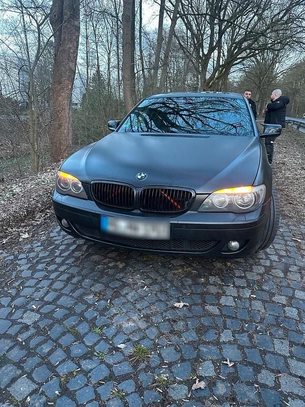 Gebraucht BMW 730 231 PS (169 kW) 2007 Schwarz Limousine