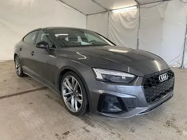 Gebraucht Audi A5 Sportback S-Line 204 PS (150 kW) 2023 Daytonagrau perleffekt Kleinwagen