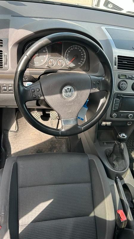 Gebraucht VW Touran 140 PS (102 kW) 2009 Silber Van / Kleinbus