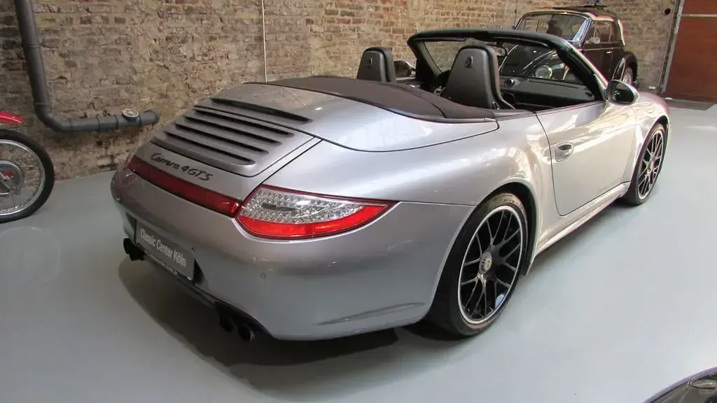 Gebraucht Porsche 911 Carrera 4 GTS 408 PS (300 kW) 2012 Silber Cabrio