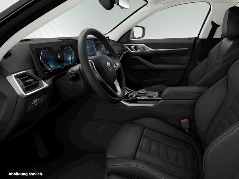 Gebraucht BMW i4 Sport Line 250 kW (340 PS) 2023 Mineralweiß metallic Limousine