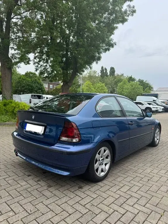 Occasion BMW 318 143 ch (105 kW) 2003 Bleue Coupé