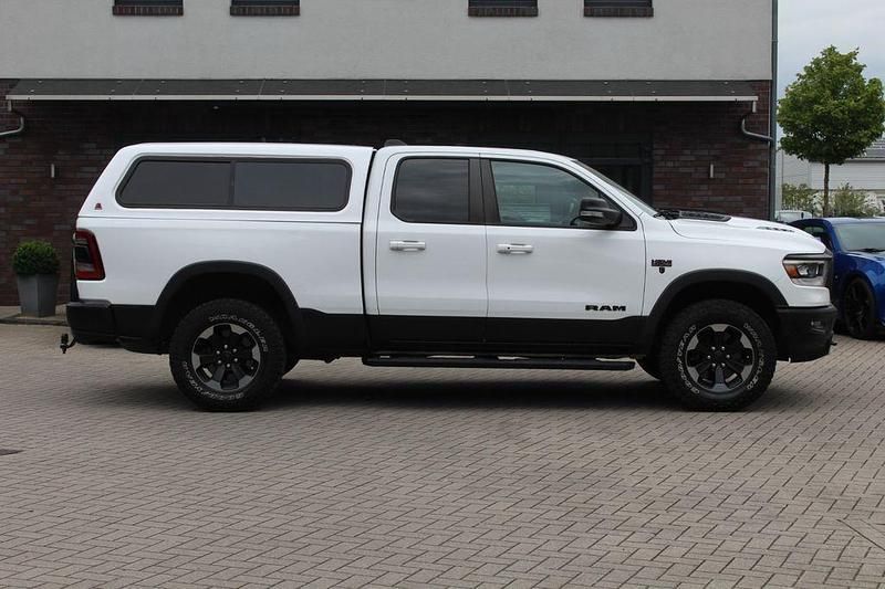 Gebraucht Dodge Ram 401 PS (294 kW) 2020 Weiß Abholung