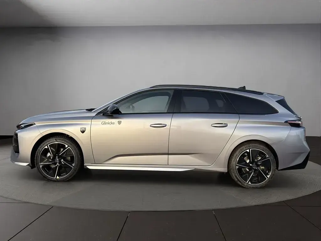 Gebraucht Peugeot e-308 SW GT 114 kW (156 PS) 2025 Silber Kombi