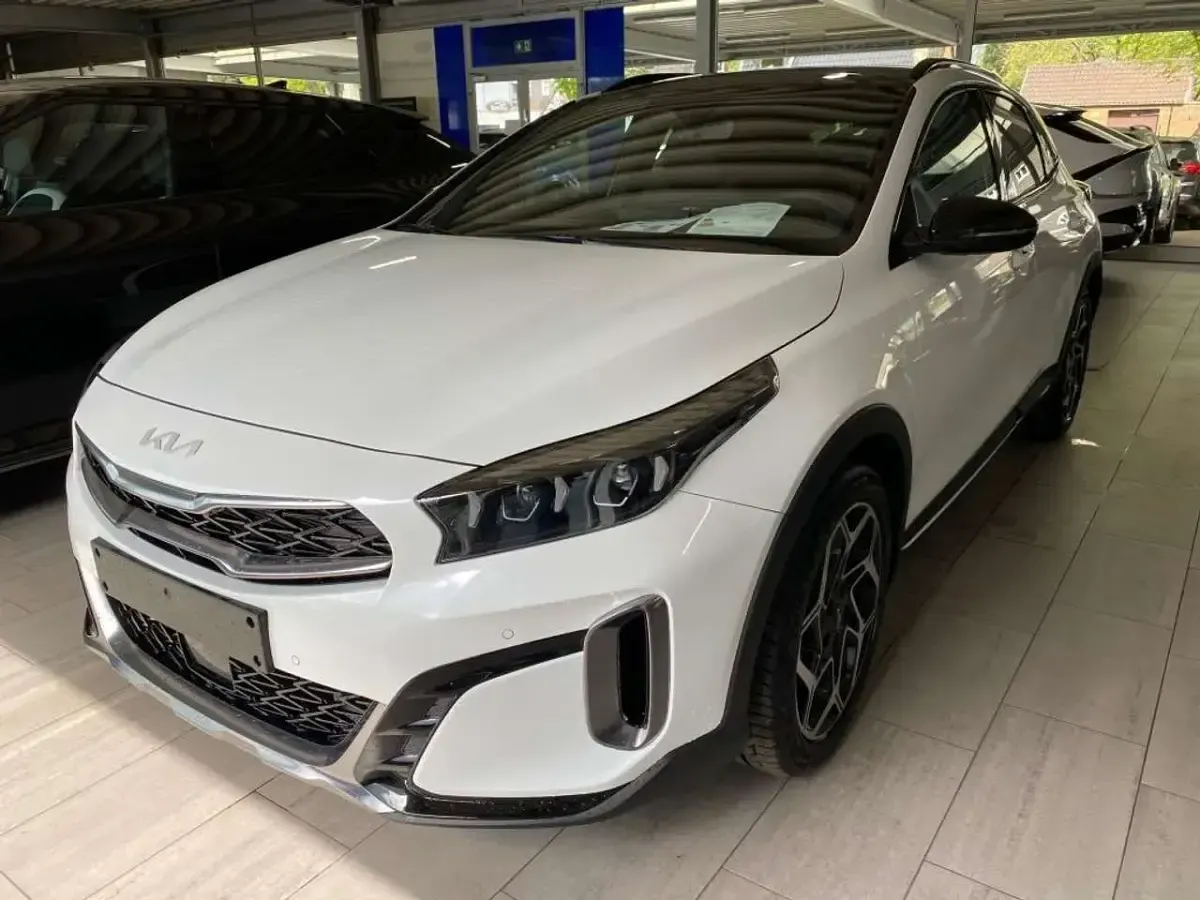 Neu Kia XCeed GT-Line 140 PS (102 kW) 2025 Weiß SUV