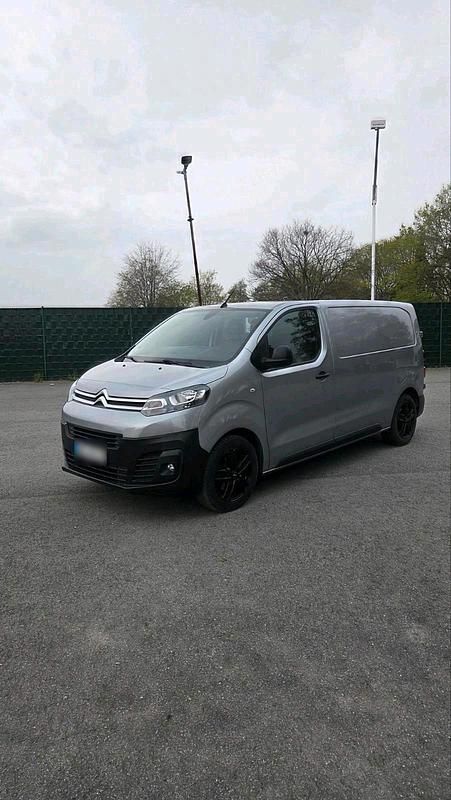 Second-hand Citroën Jumpy 180 CP (132 kW) 2020 Gri Monovolum