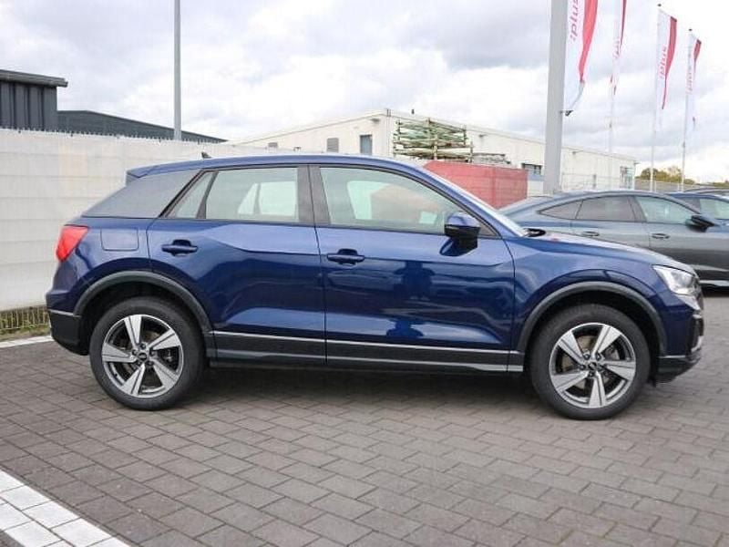 Gebraucht Audi Q2 Advanced Plus 190 PS (139 kW) 2025 Navarrablau metallic SUV