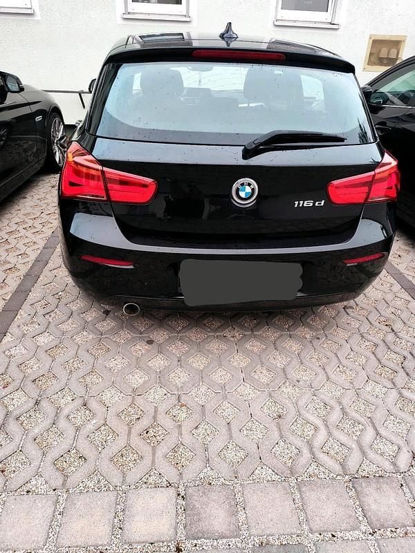 Schwarz Gebraucht 2025 BMW 116 Kleinwagen | 12.150 € - Bild 1/4