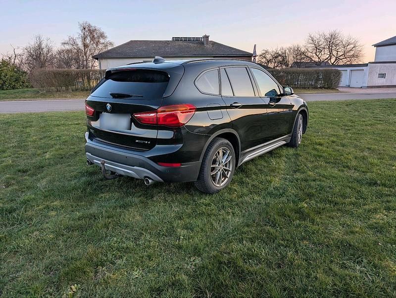 Gebraucht BMW X1 150 PS (110 kW) 2018 Schwarz SUV