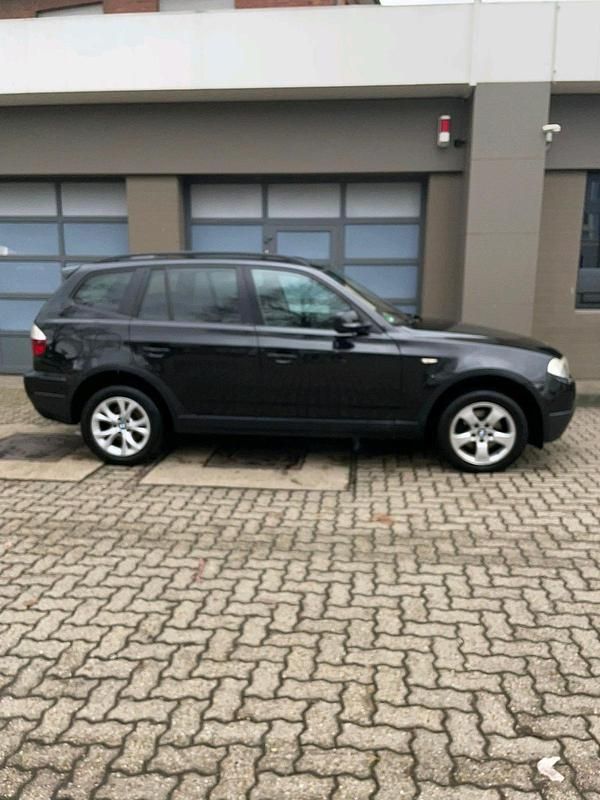 Gebraucht BMW X3 177 PS (130 kW) 2010 Schwarz SUV