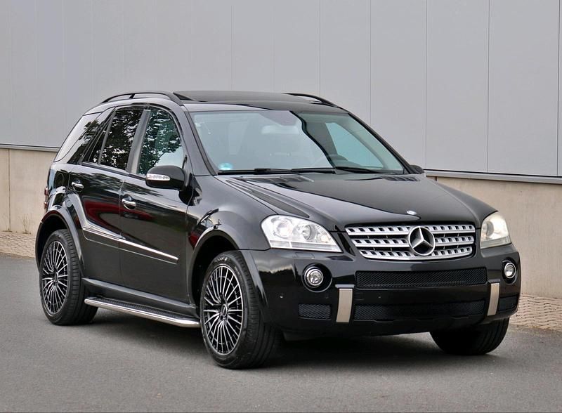 Schwarz Gebraucht 2007 Mercedes ML320 AMG SUV | 8.461 € (Fairer Preis) - Bild 1/4