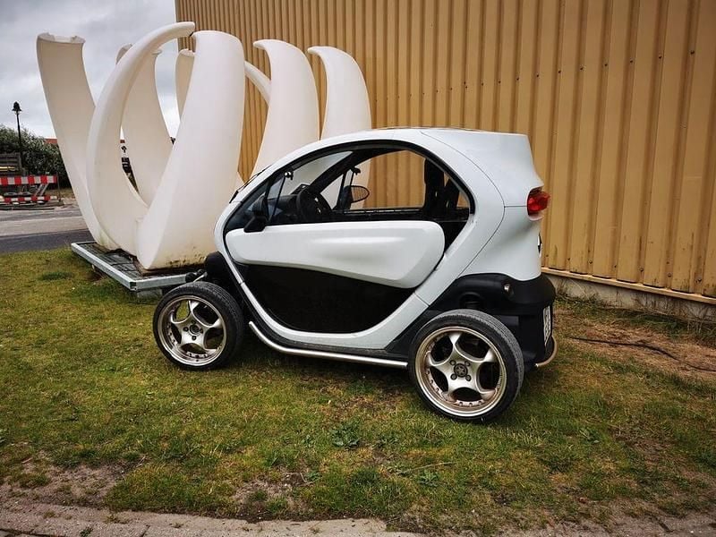 Schwarz Gebraucht 2012 Renault Twizy Kleinwagen | 3.000 € (Guter Preis) - Bild 1/4