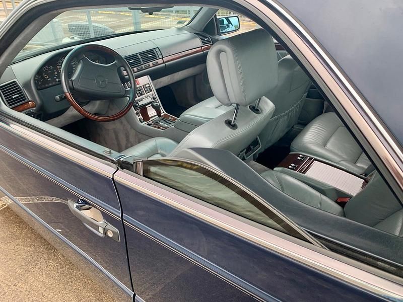 Gebraucht Mercedes S500 320 PS (235 kW) 1995 Blau Limousine