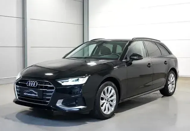 Gebraucht Audi A4 Advanced Plus 163 PS (119 kW) 2022 Mythosschwarz (metallic) Kombi