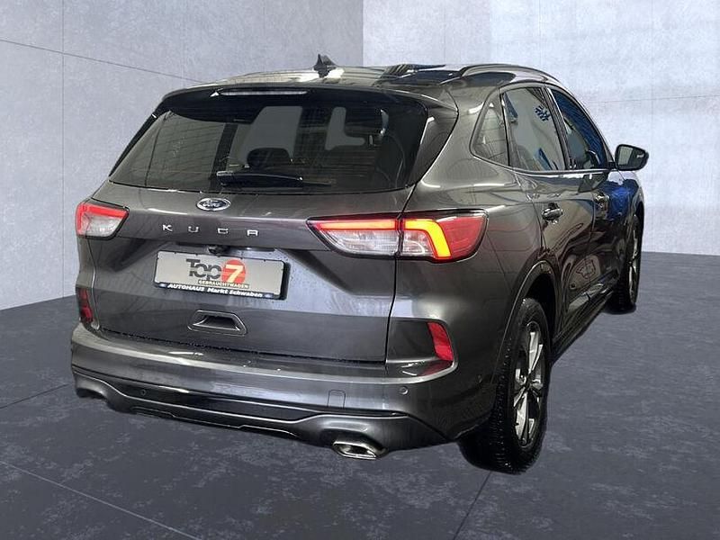 Gebraucht Ford Kuga ST-Line 150 PS (110 kW) 2023 Magneticgrau (metallic) SUV