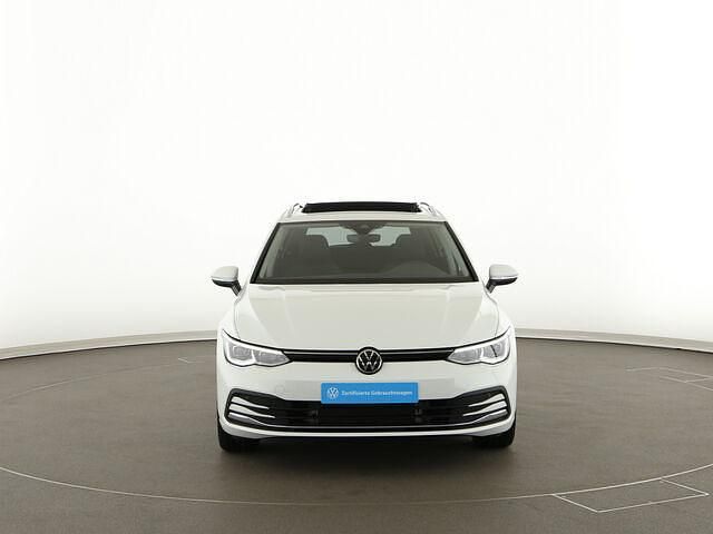 Gebraucht VW Golf VIII Move 150 PS (110 kW) 2024 Weiß Kombi